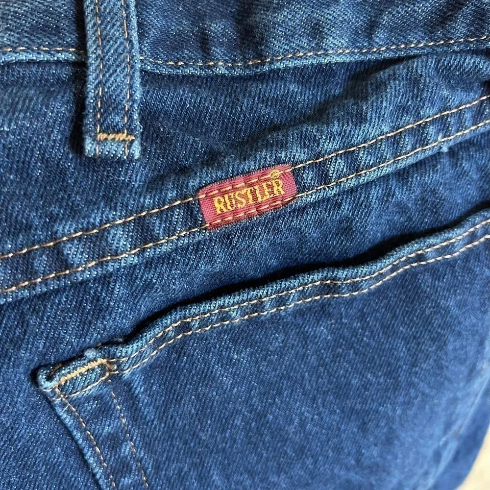 RUSTLER Cut Off Daisy Duke Denim Shorts Distressed Fray Hem High Rise Upcycle 36